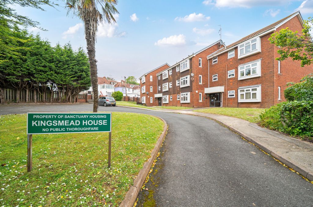 Property photo 1 of 12 1465197-3-6A0Da0E...