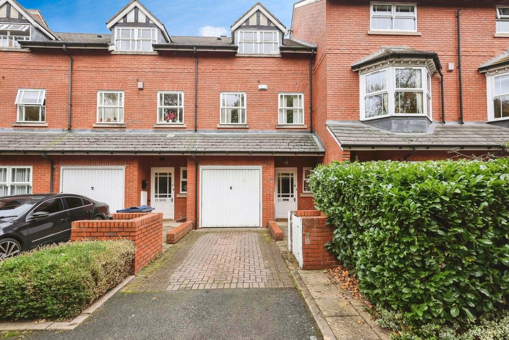 Property photo 1 of 17 Front