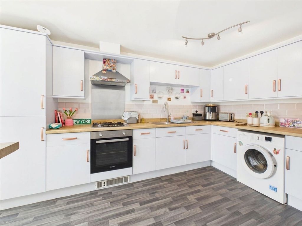 Property photo 2 of 10 The Kitchen