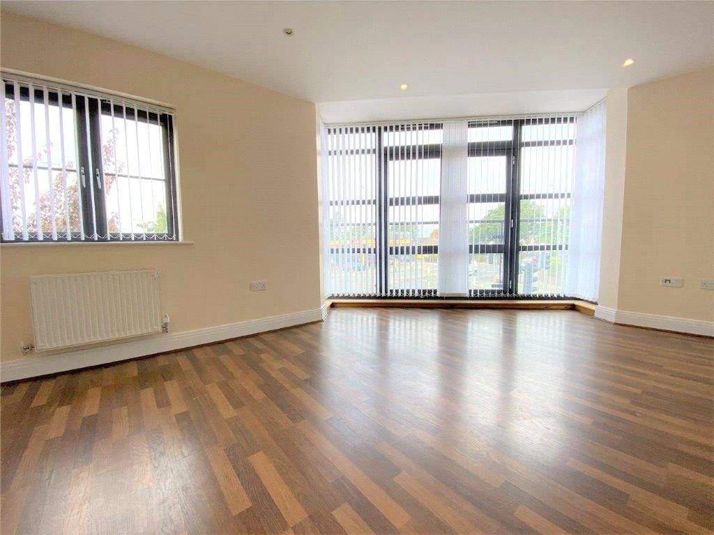 Property photo 3 of 7 Picture No. 24