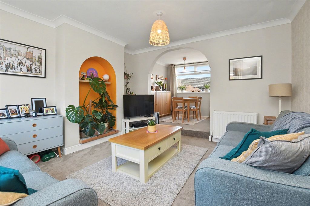 Property photo 2 of 19 Picture 2