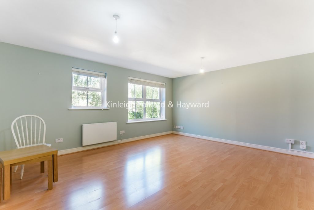 Property photo 1 of 7 7c210Cbd-Cfcb-4B81-B