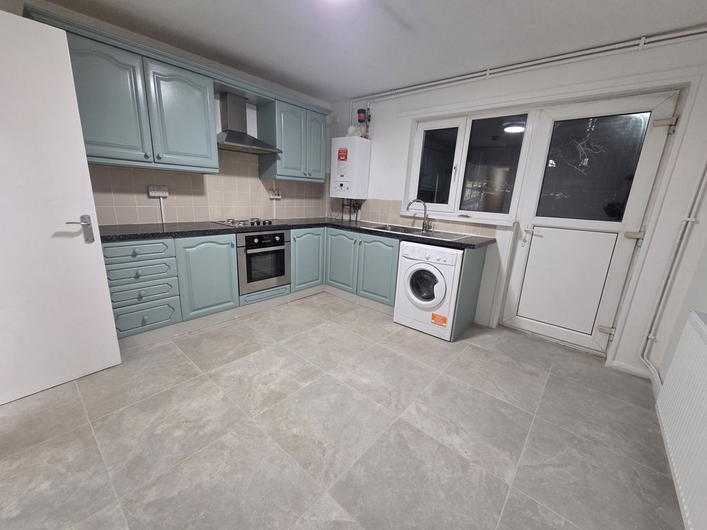 Property photo 2 of 19 Gallery