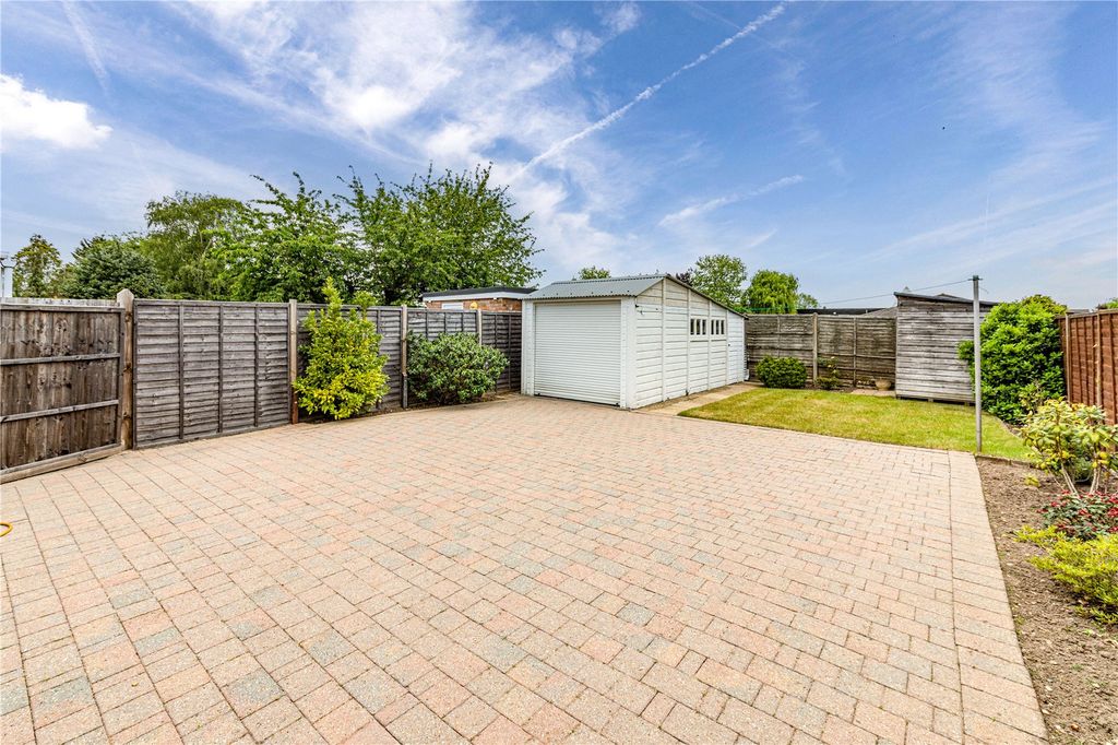 Property photo 2 of 18 Picture No. 23
