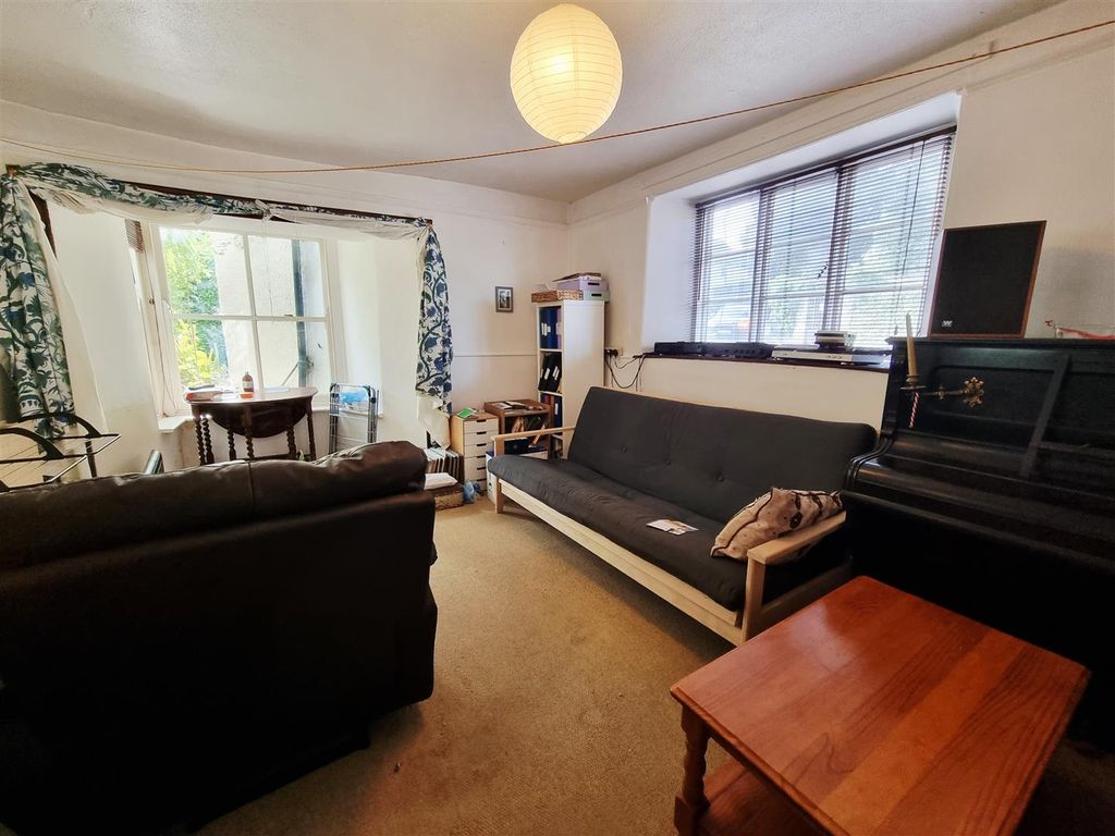 Property photo 2 of 14 Living Room.Jpg