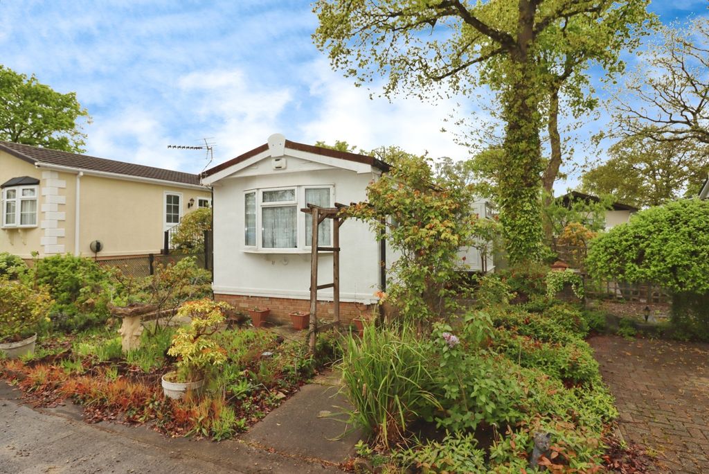 Property photo 1 of 17 Photo