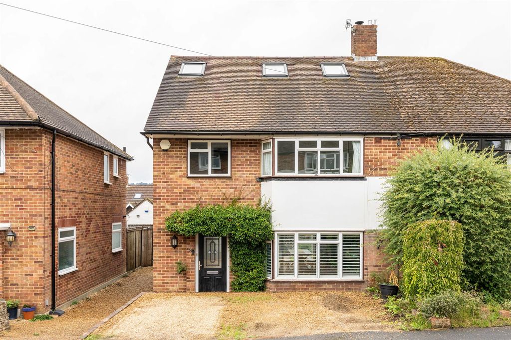Property photo 1 of 24