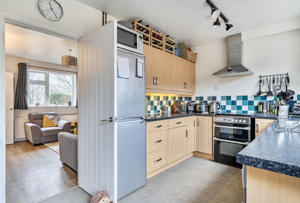 Property photo 2 of 22 Kitchen