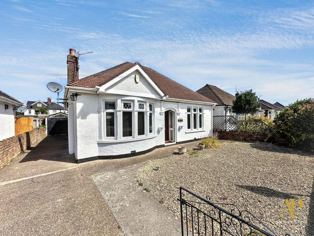 Property photo 1 of 17 Front