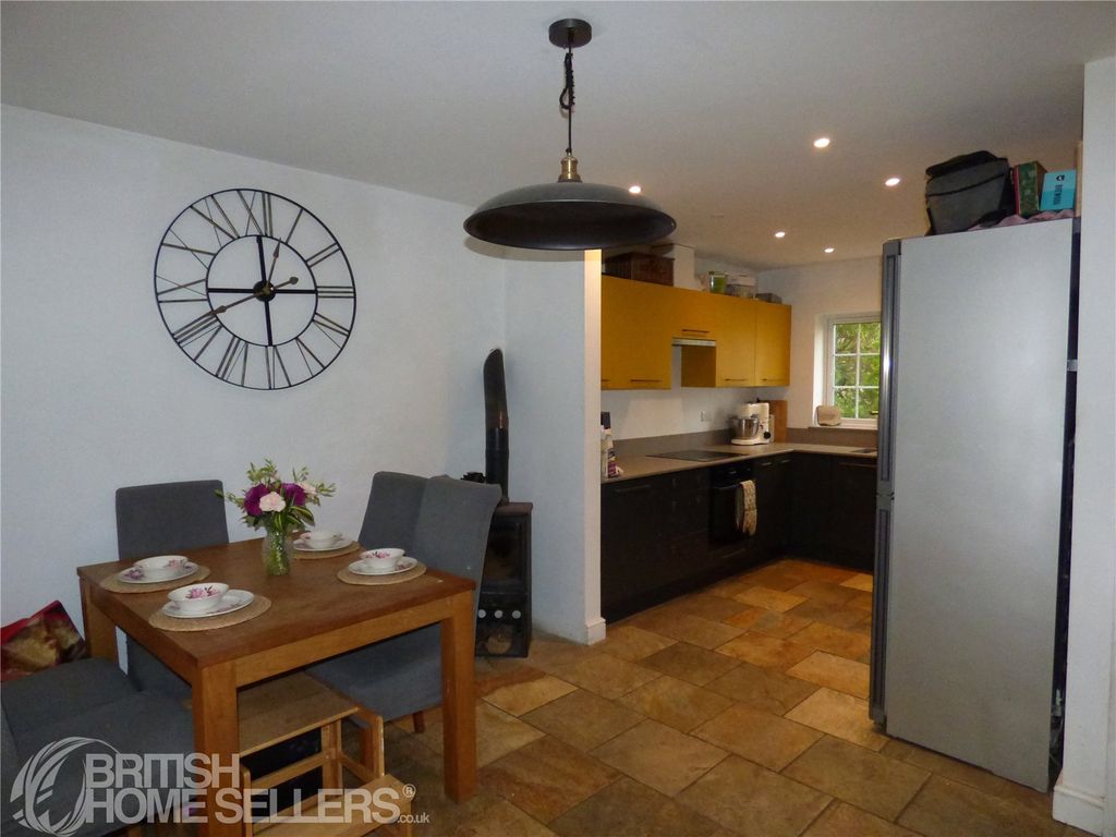 Property photo 3 of 27 Picture No. 41
