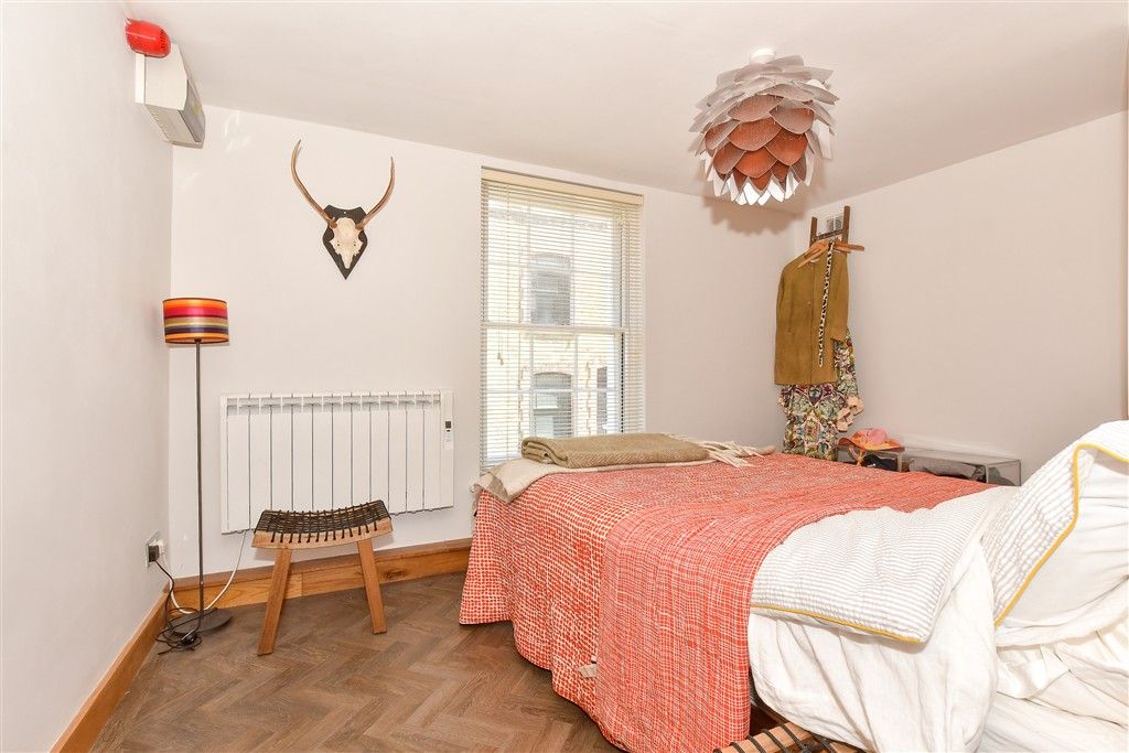 Property photo 2 of 8 Bedroom