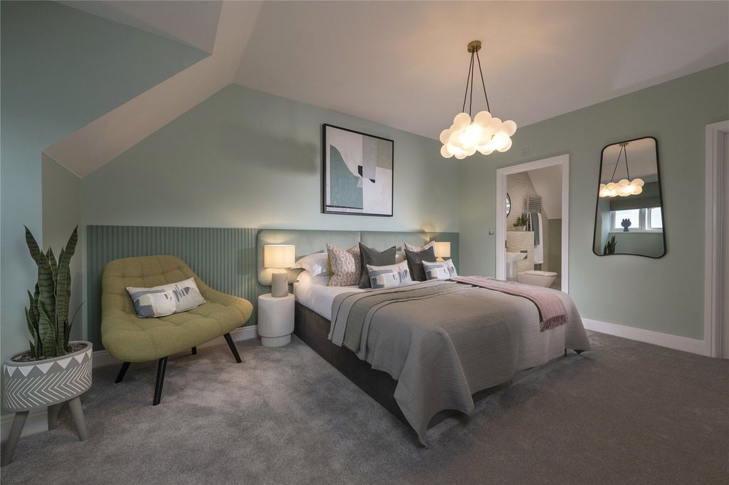 Property photo 3 of 11 Show Home