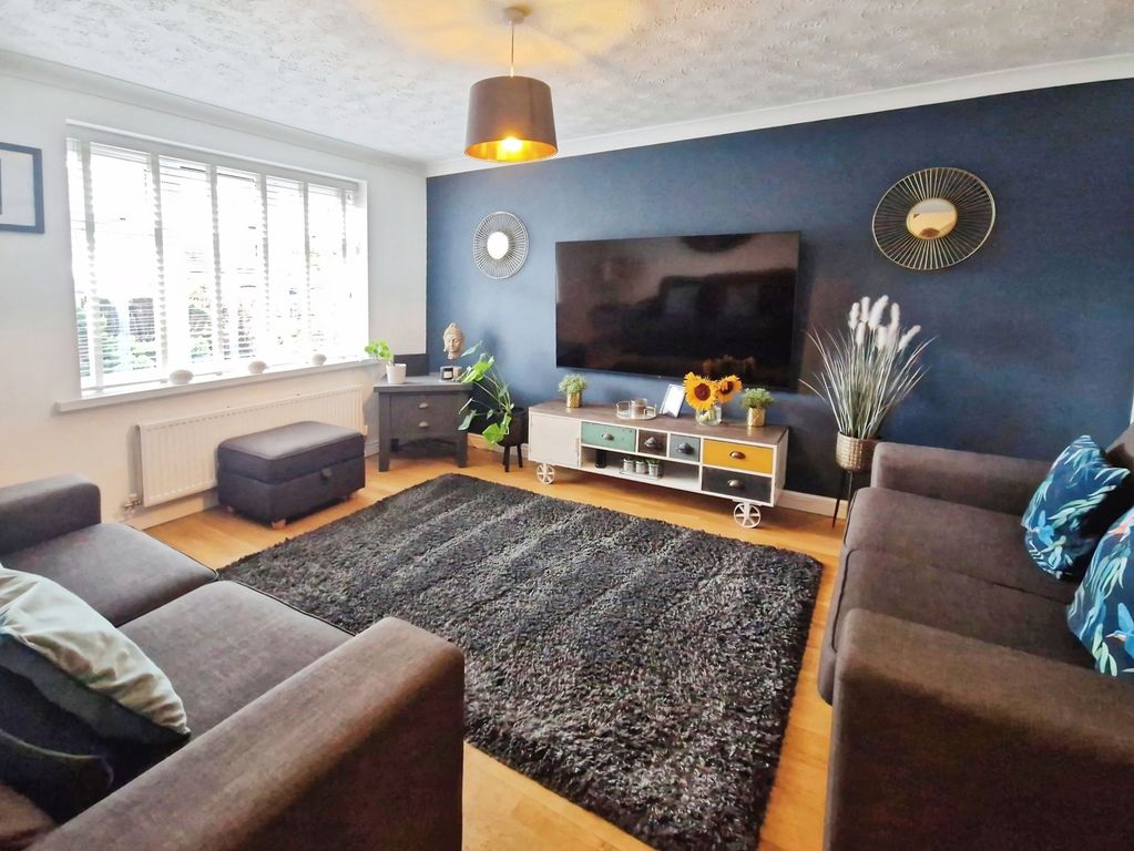 Property photo 2 of 20 Pbox-Img.Jpg
