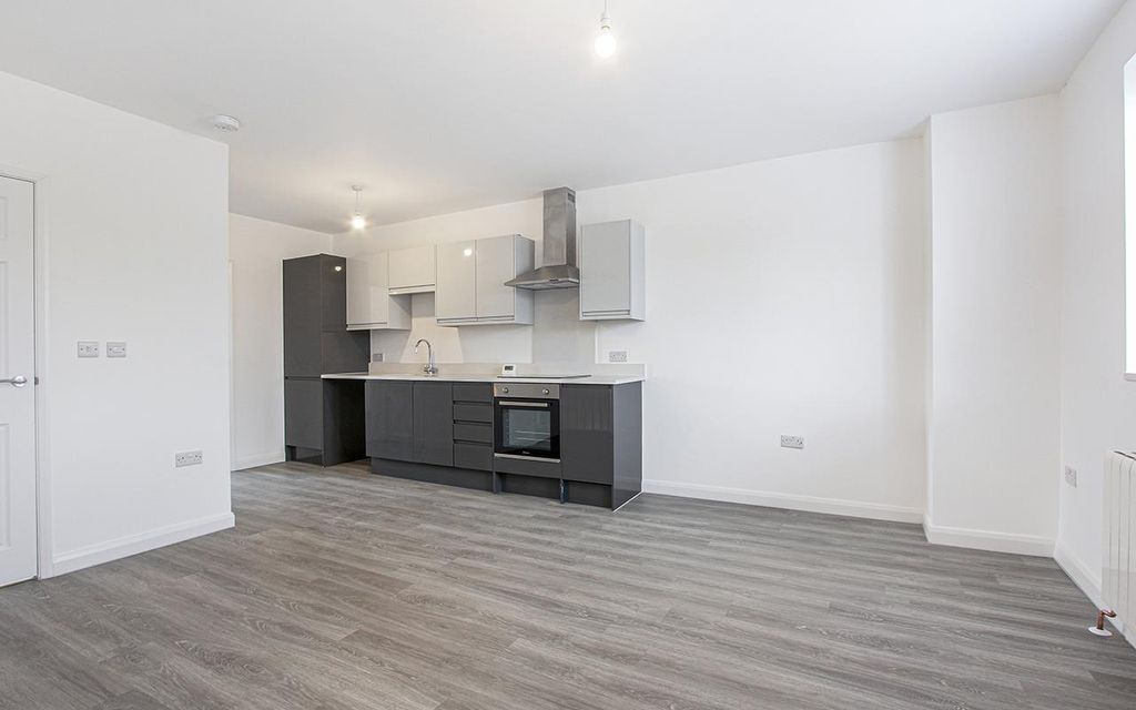 Property photo 2 of 13 Img_9421.Jpg