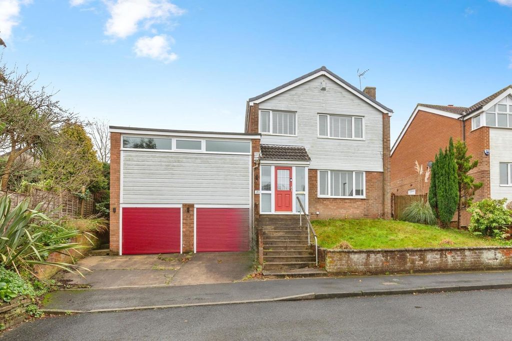 Property photo 1 of 17 Pbox-Img.Jpg