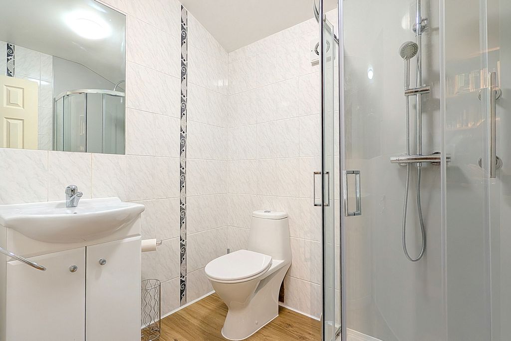 Additional image 14 of 3 bed end terrace house for saleHuddersfield Road, Brighouse, West Yorkshire HD6