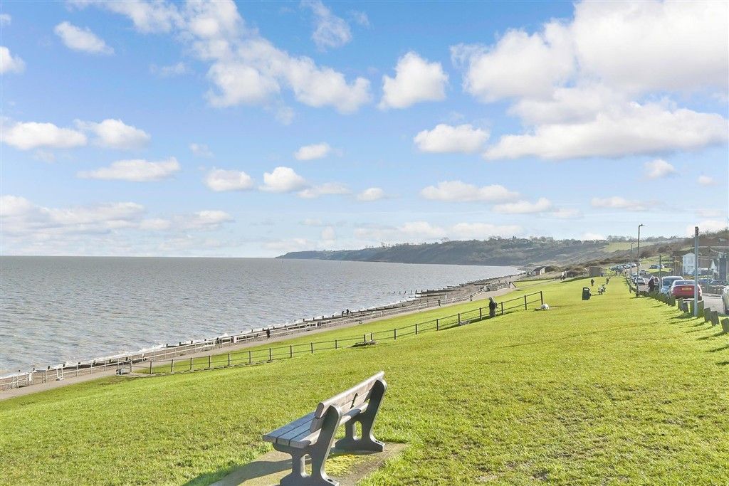 Property photo 2 of 18 Surrounding Area