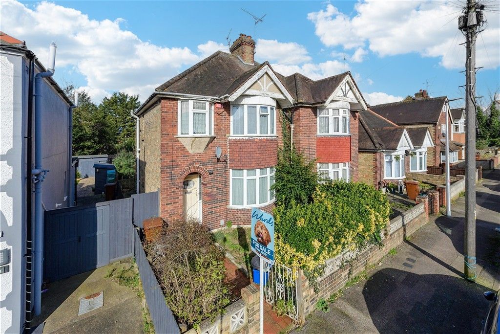 Property photo 2 of 7 External (Web)