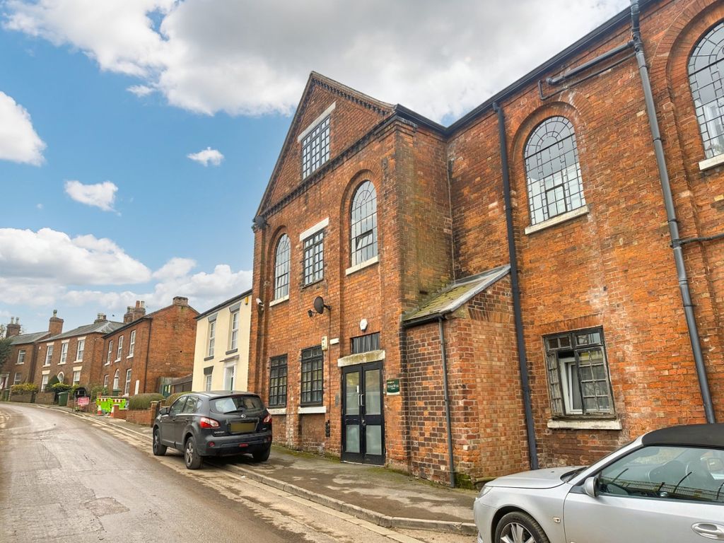 Property photo 1 of 11 4526050