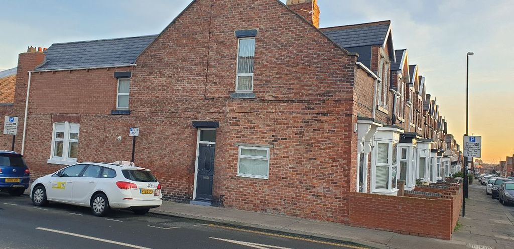 Property photo 1 of 3