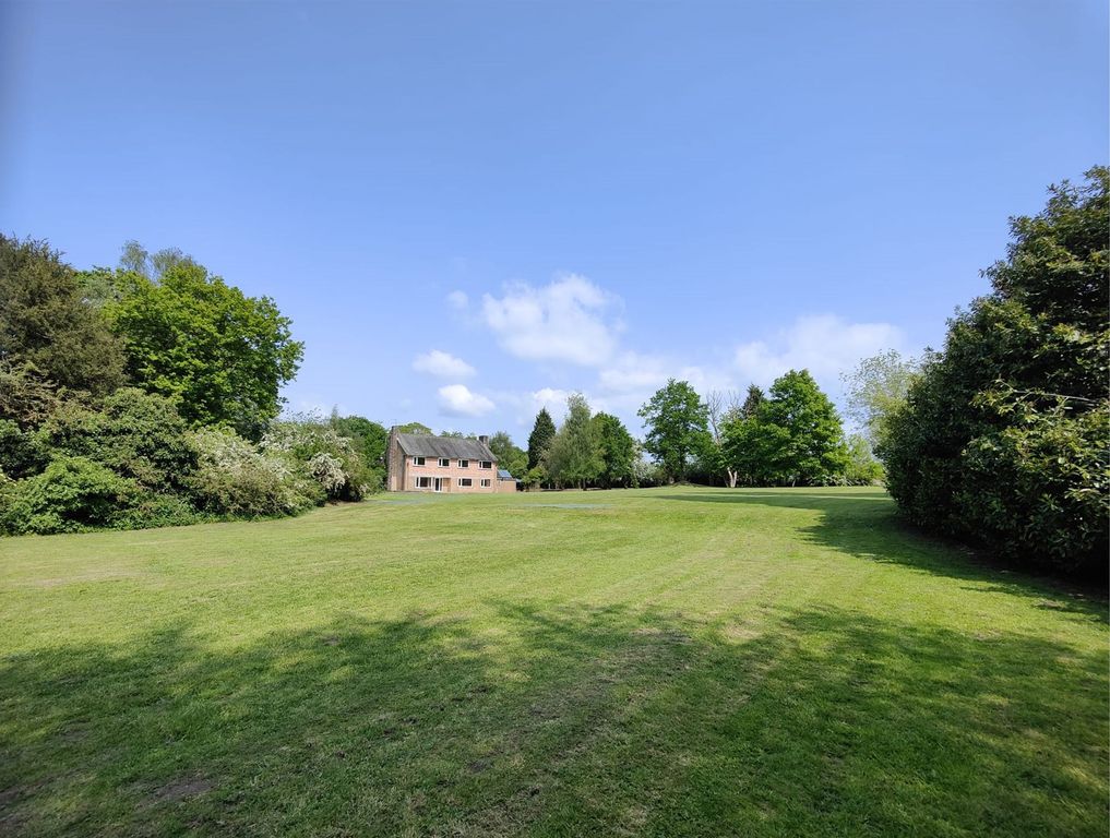 Property photo 3 of 21