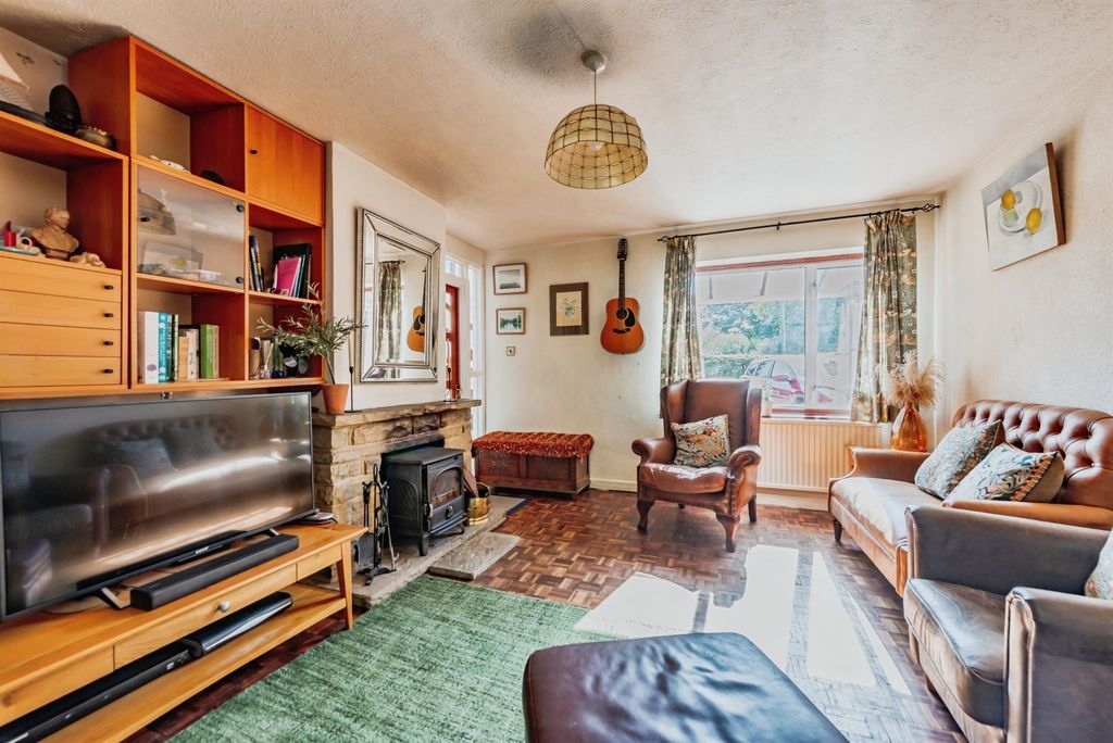 Property photo 3 of 17