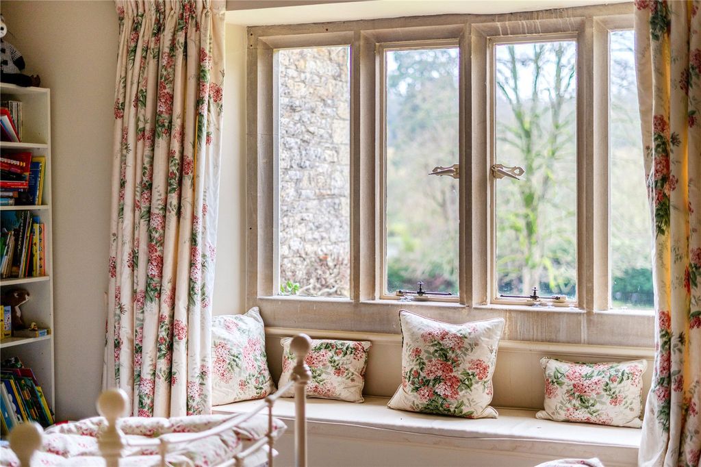 Additional image 51 of 9 bed detached house to rentColn St. Aldwyns, Cirencester, Gloucestershire GL7