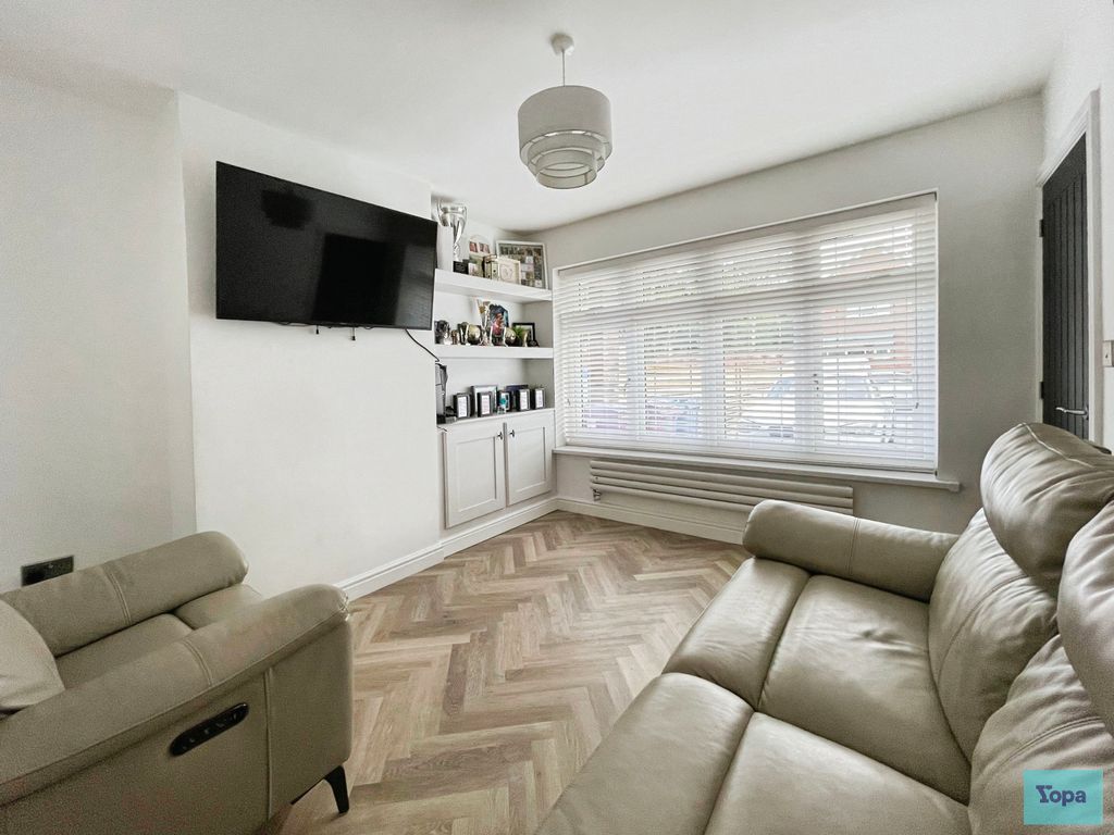 Property photo 3 of 28 24