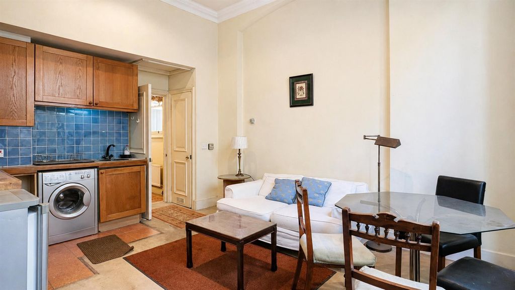 Property photo 3 of 13 12Acg5.Jpg