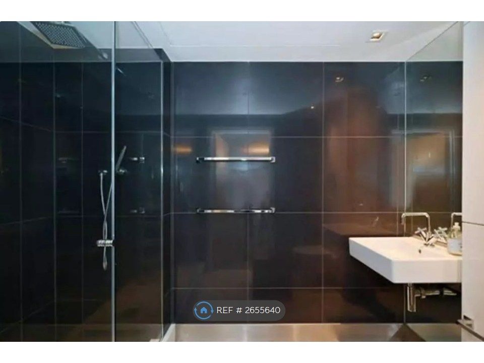 Property photo 3 of 4