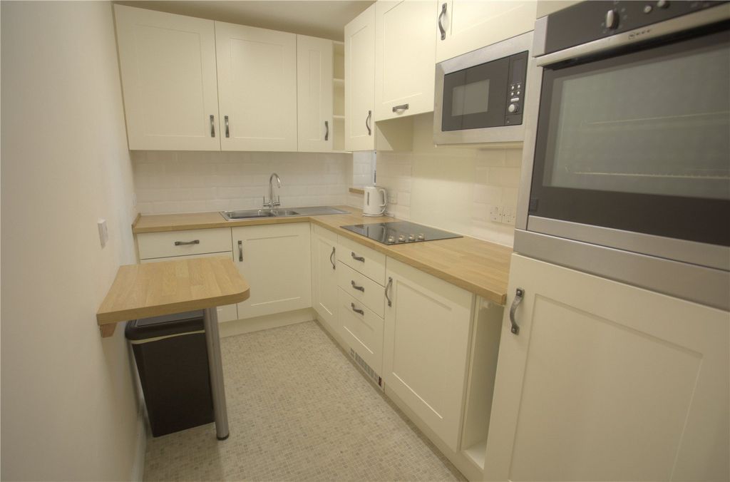 Property photo 3 of 11 Picture No. 08