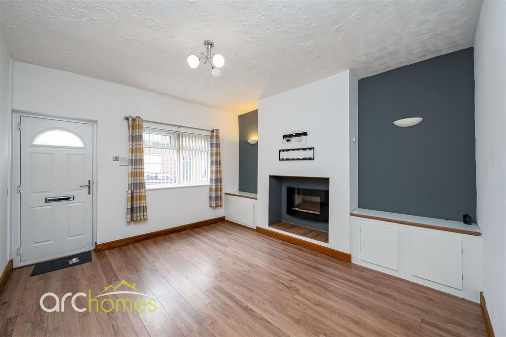 Property photo 2 of 12 Park-1.Jpg