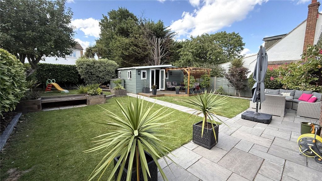 Property photo 2 of 31 Picture No. 02