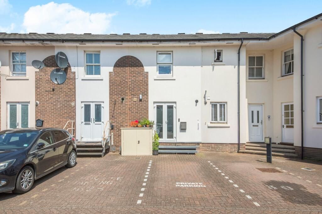 Property photo 1 of 1