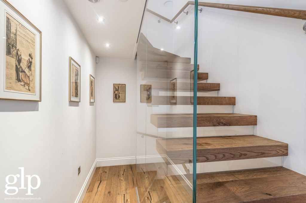 Property photo 3 of 17 2557245