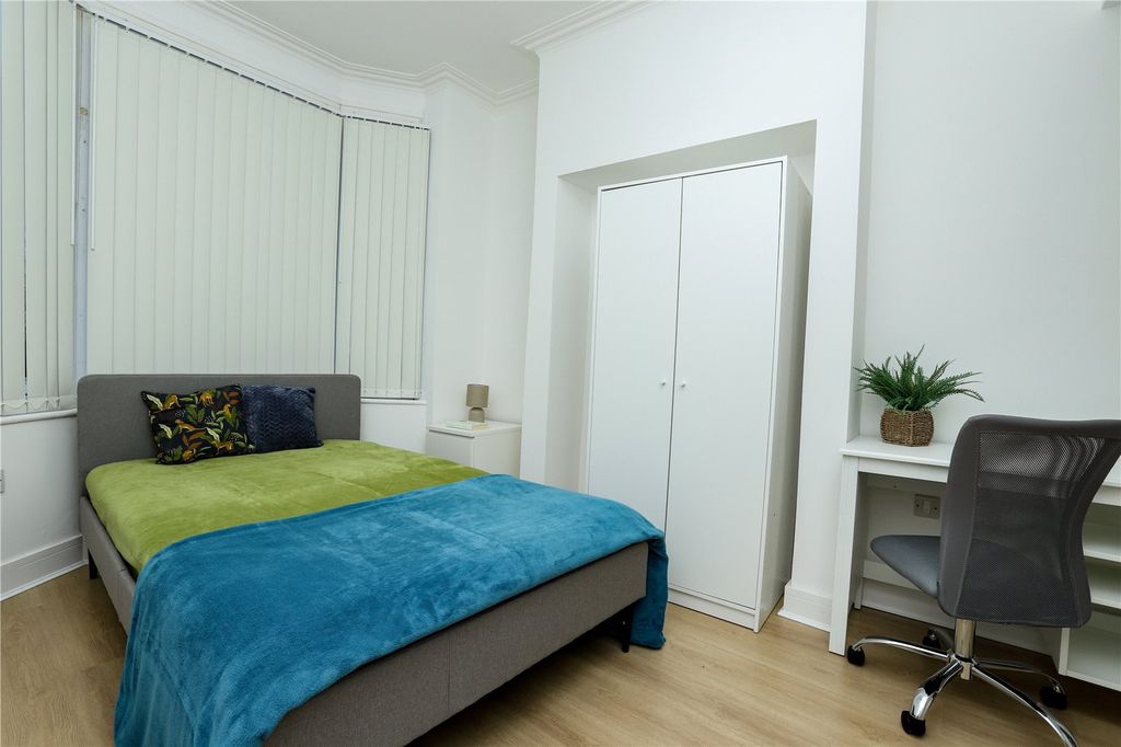 Property photo 2 of 24 Picture No. 02