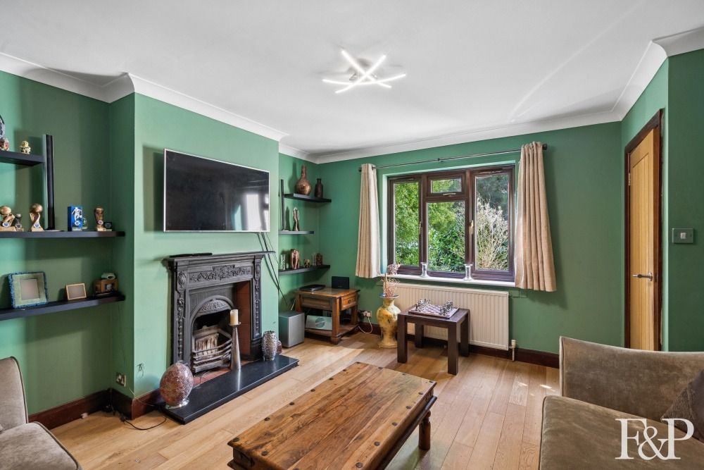 Property photo 3 of 18 5193817