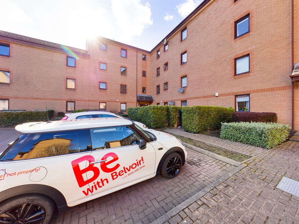 Property photo 1 of 8