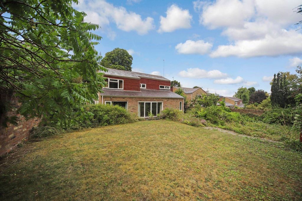 Property photo 2 of 22