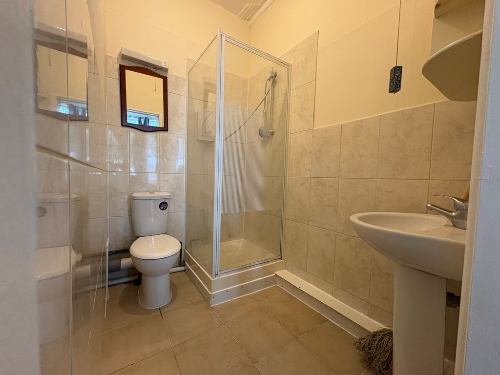 Property photo 2 of 3 Img_7540