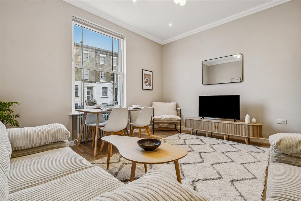 Property photo 3 of 11 4.Jpg