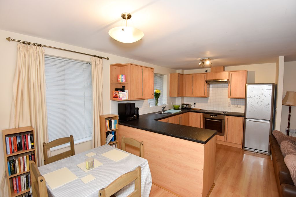 Property photo 3 of 7 Kitchen/Diner