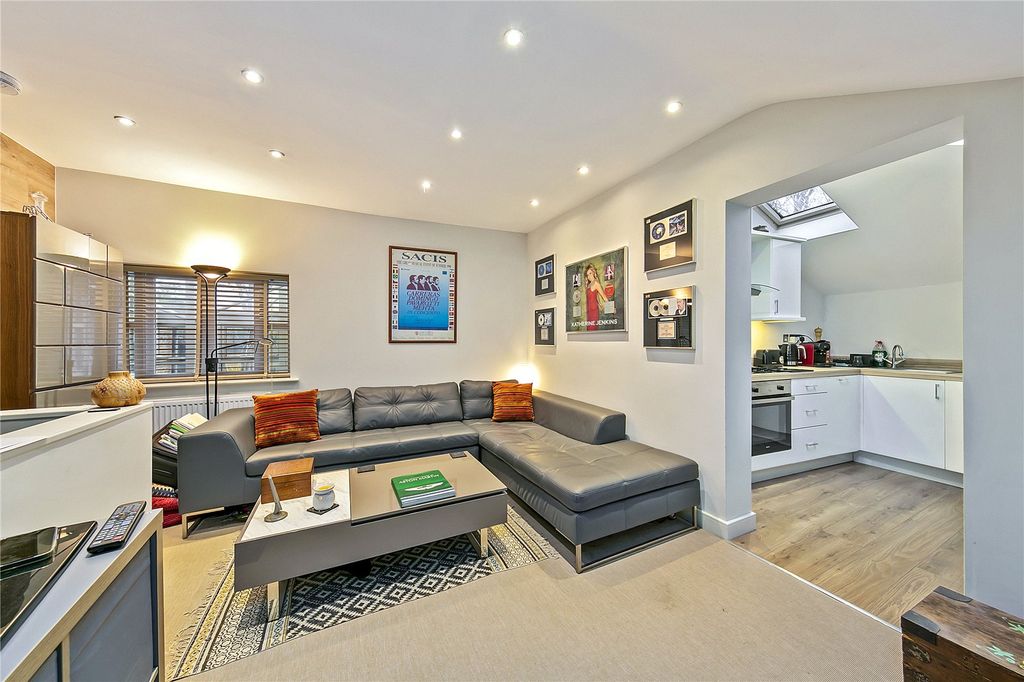 Property photo 2 of 8 Picture No. 2