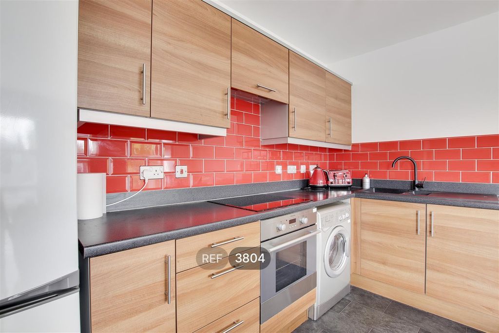 Property photo 3 of 13 Kitchen / Living Area