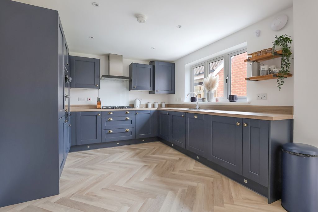 Property photo 2 of 15 Picture No. 06