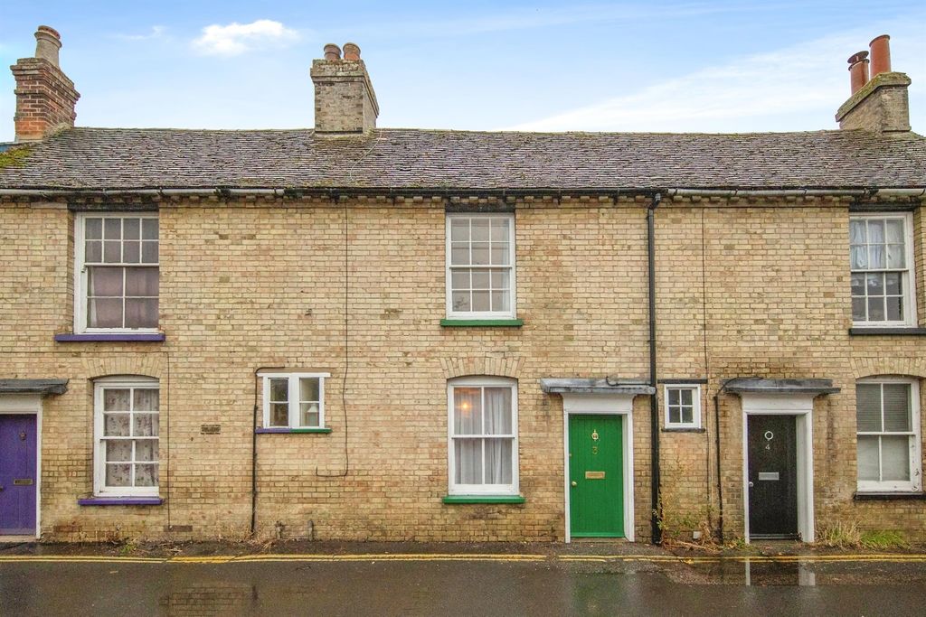 Property photo 1 of 16