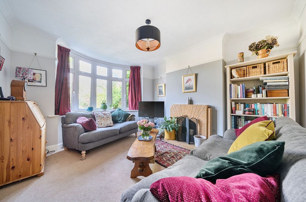 Property photo 2 of 19