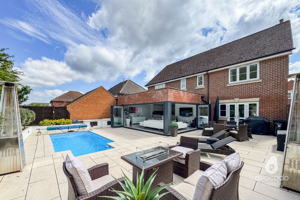 Property photo 2 of 34 5090345
