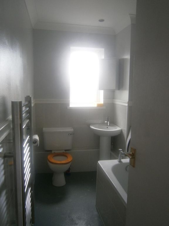 Property photo 3 of 4