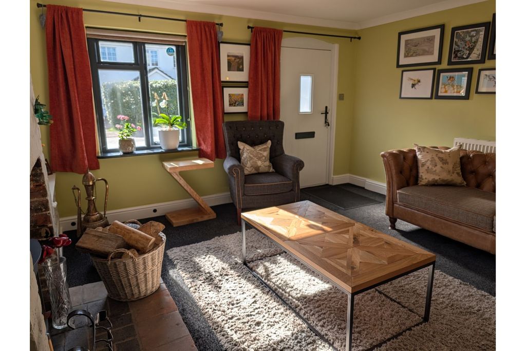 Property photo 3 of 21